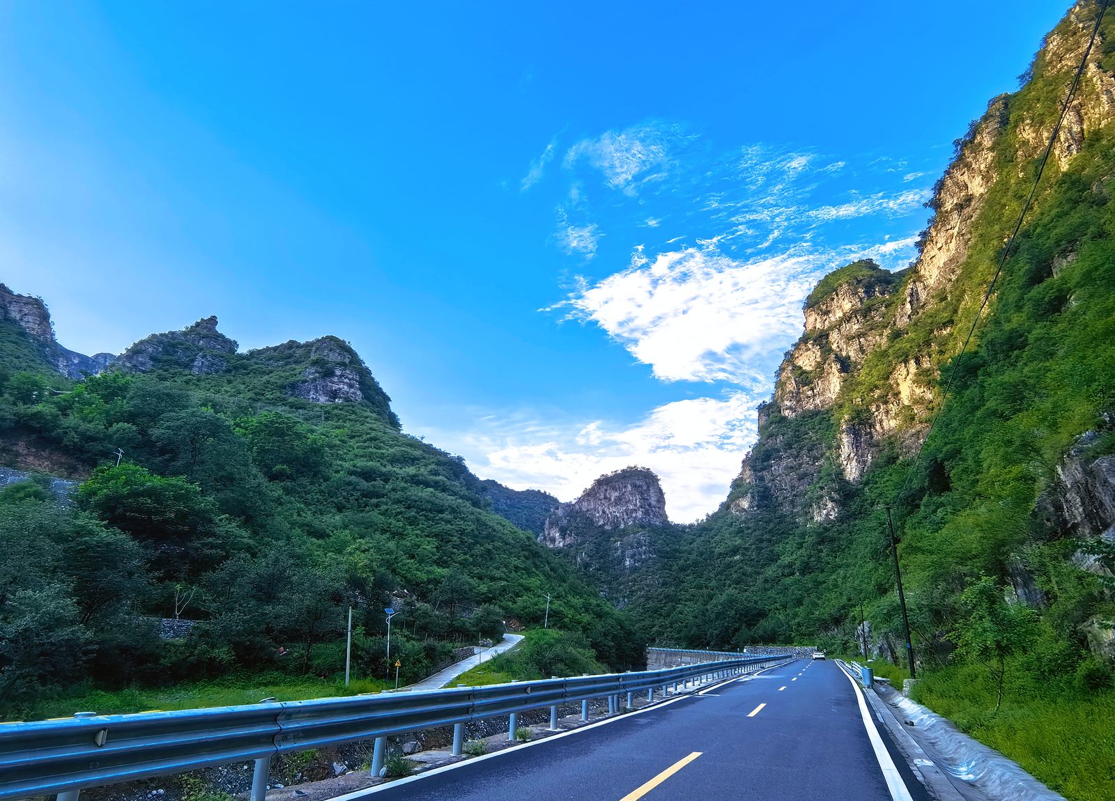 北京自驾十渡山谷公路