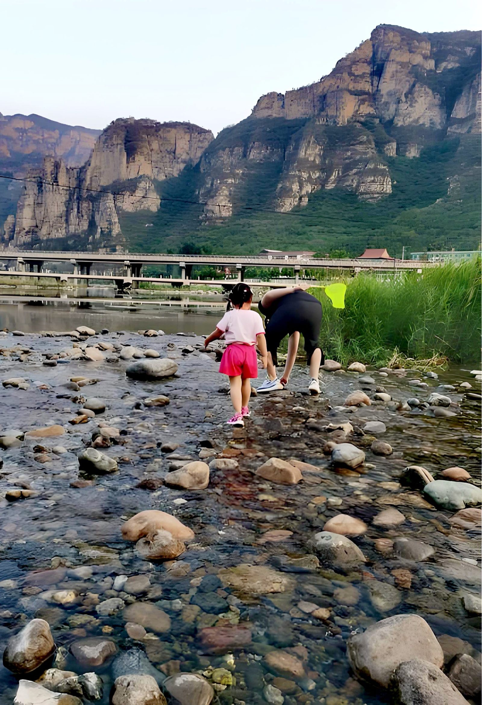 十渡适合孩子玩水的浅水区域
